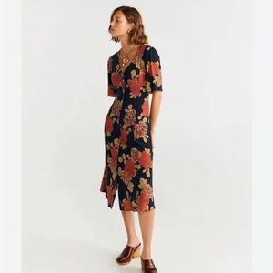 Mango dark print floral dress size 6 medium